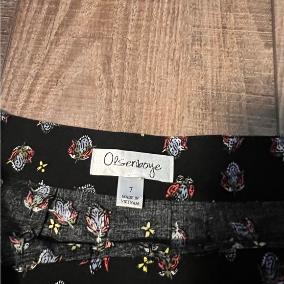 Floral skirt with side invisible zipper lace detailing grunge - Picture 2 of 3